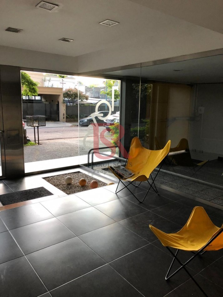 AM. Departamento en Alquiler Dos ambientes con patio - Quilmes