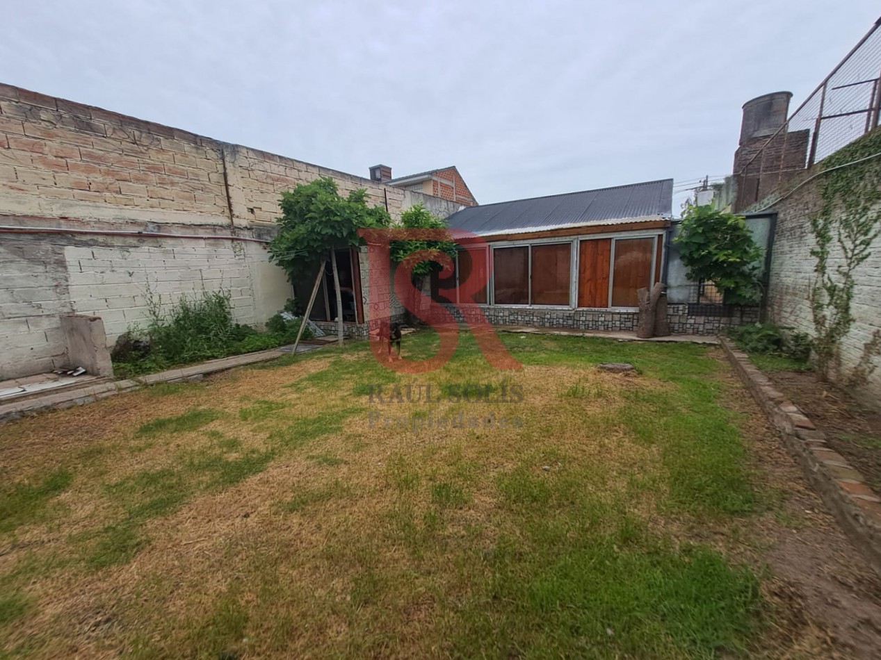 GZ - casa tres ambientes con cochera y arboles frutales