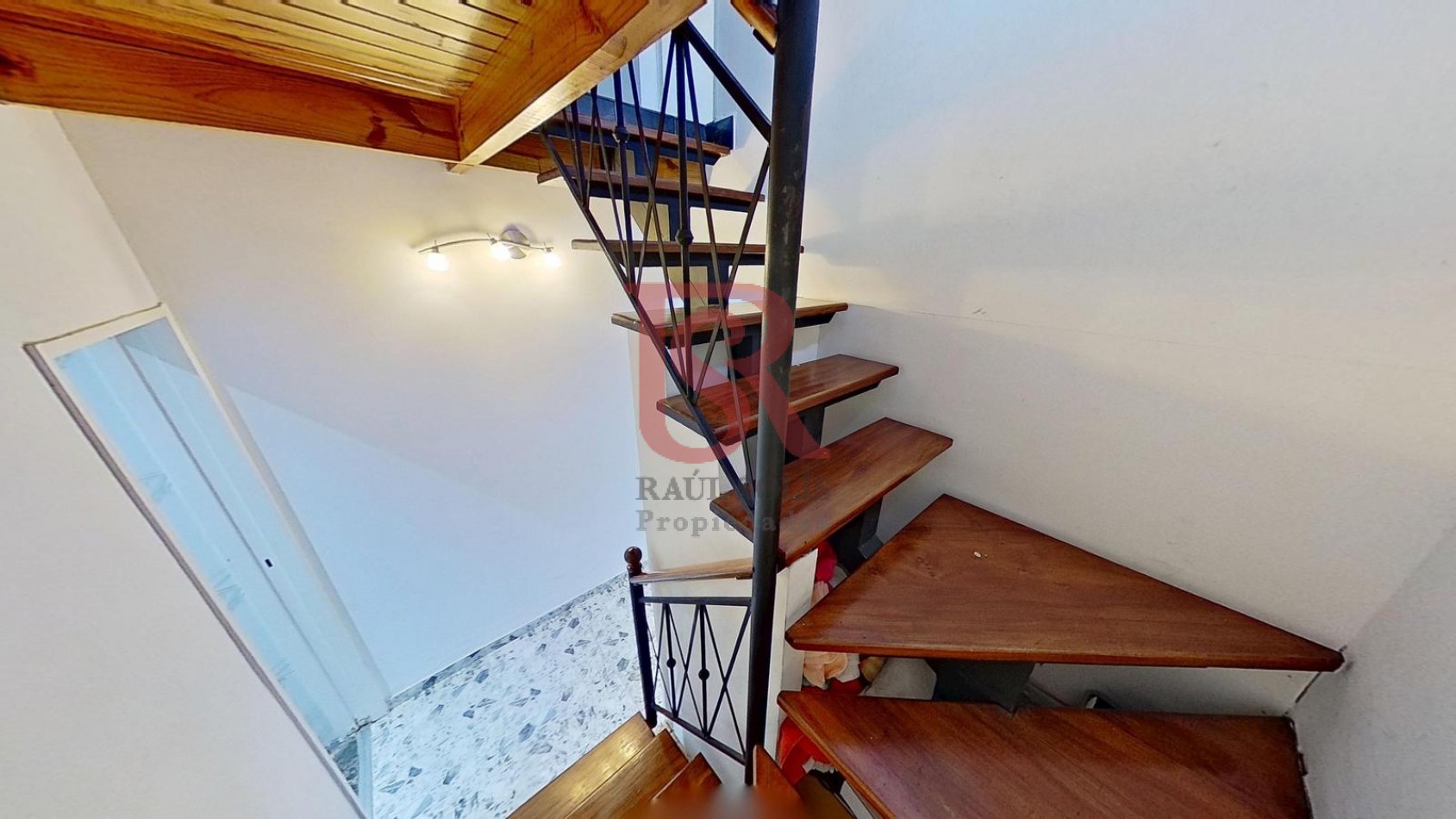 AM. Casa tres ambientes en Venta Quilmes Oeste 