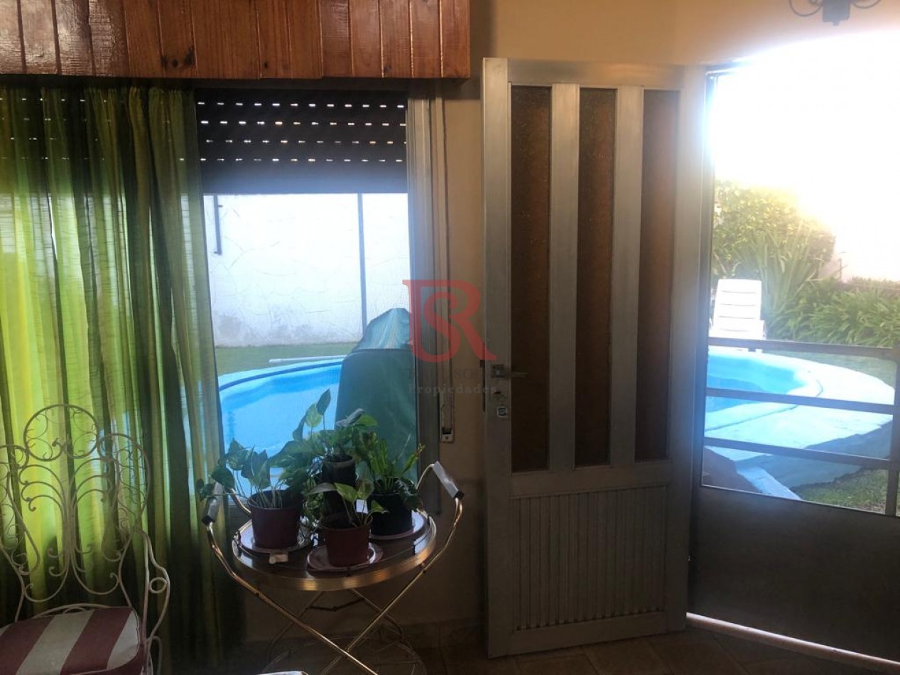 OPORTUNIDAD! Excelente Casa en Alquiler y Venta - Quilmes Oeste -