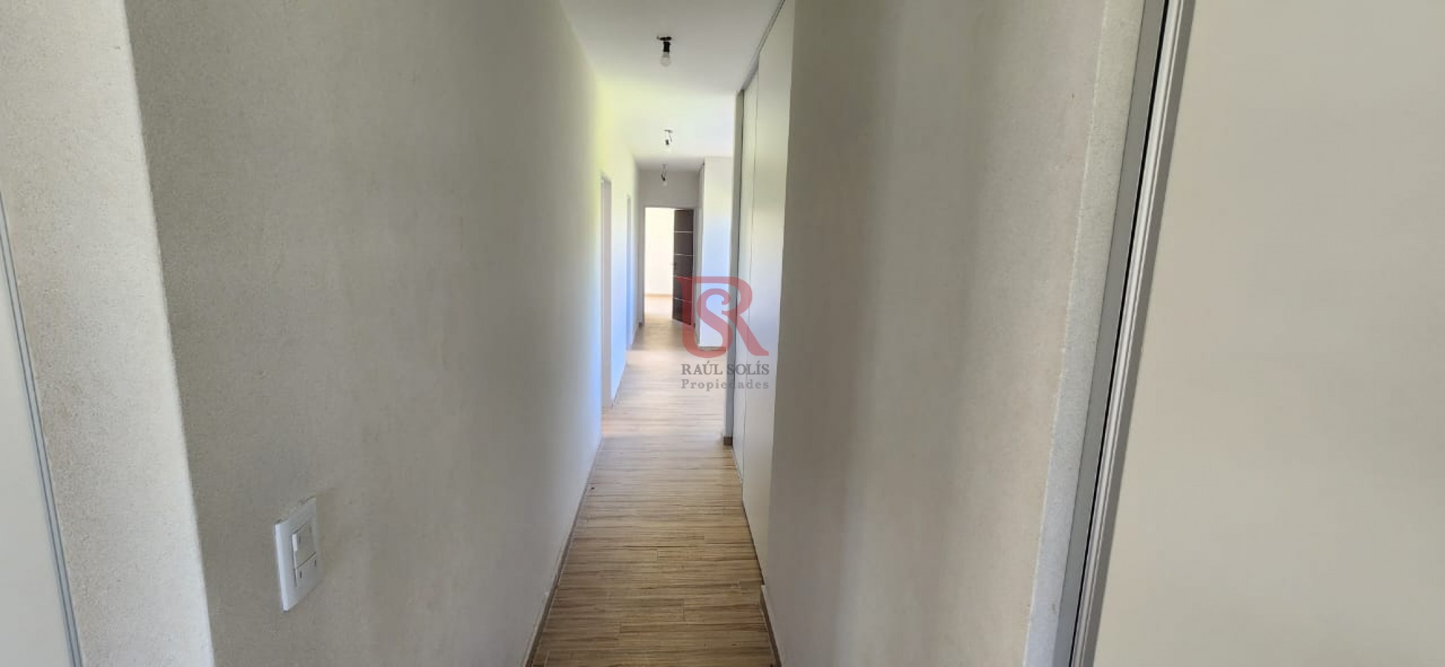 AM- Casa 4 Ambientes La Reserva Hudson en una sola planta con piscina