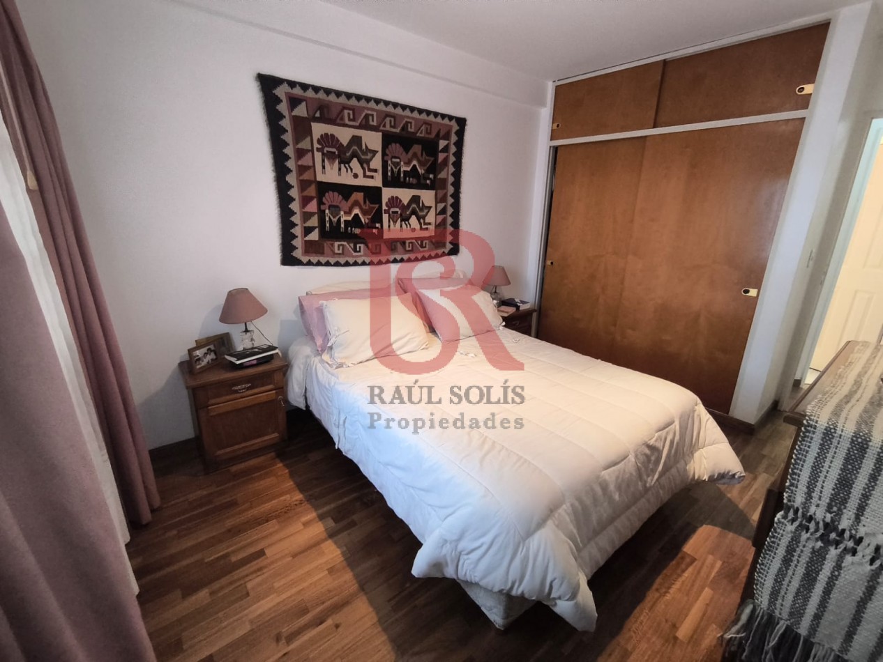  LP (CG) - VENTA! Hermoso departamento con patio interno 3 ambientes en Wilde centro. OPCIONAL: 3 COCHERAS.