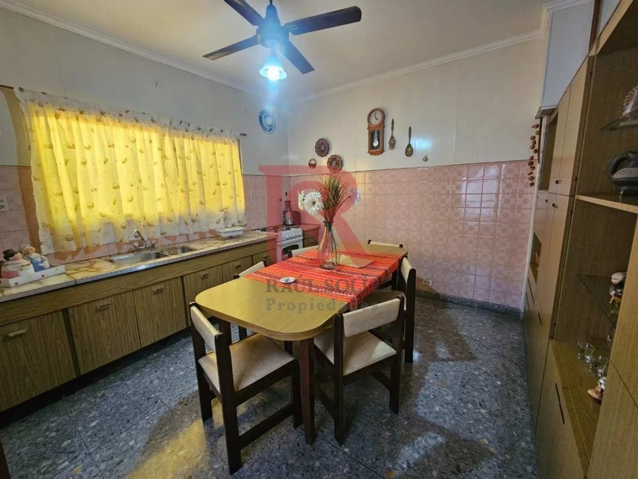 AM. Excelente Casa en Venta 3 ambientes con cochera - Quilmes Oeste