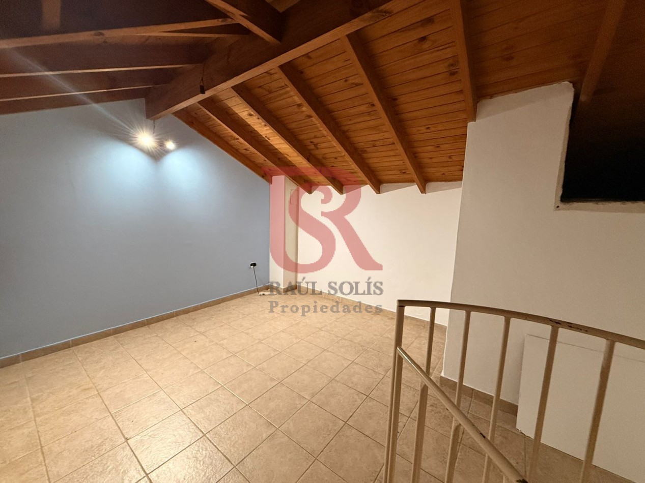 FV Triplex residencial en bernal 