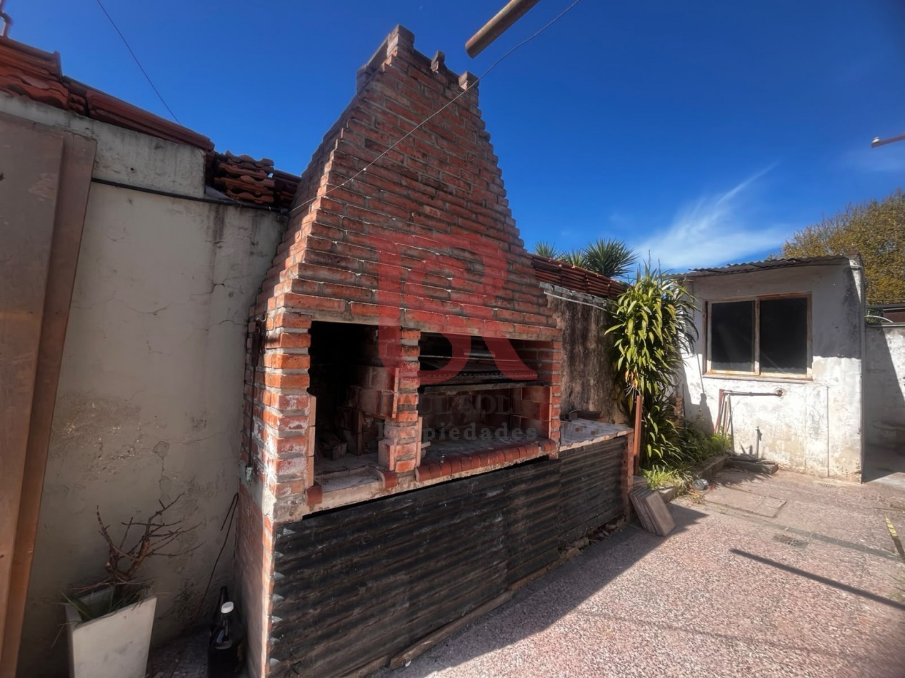GZ- Casa tipo PH tres ambienes super amplia con patio privado