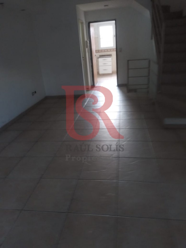 FV Triplex residencial en bernal