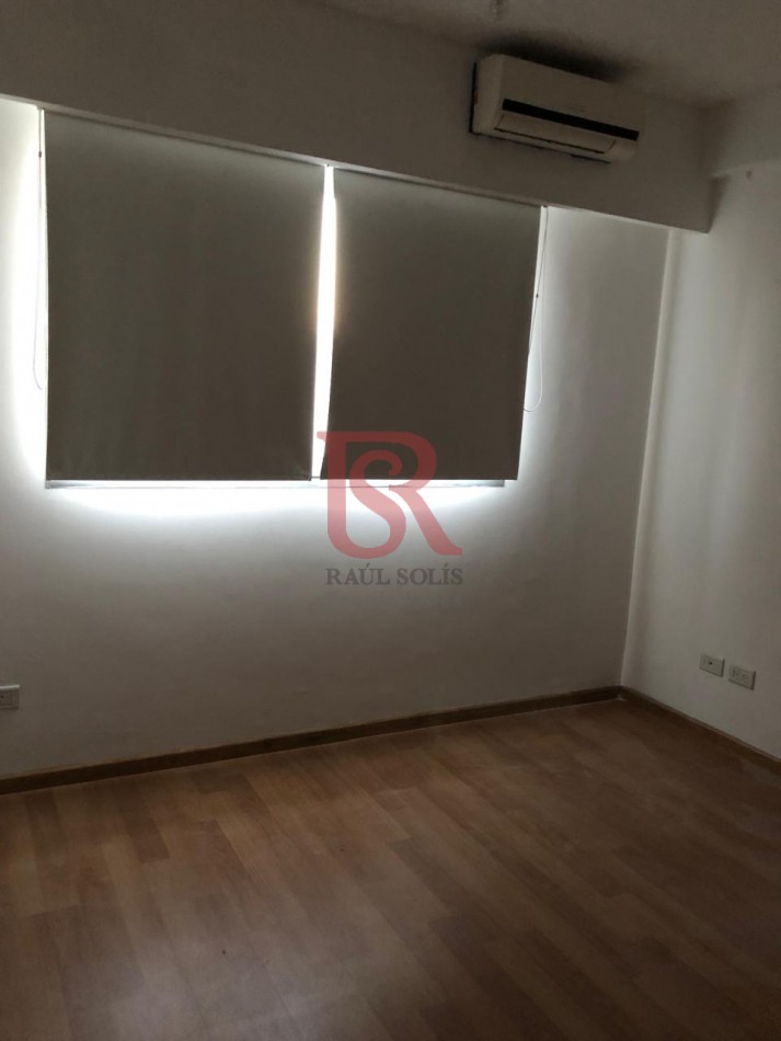 AM. Departamento en Alquiler Dos ambientes con patio - Quilmes