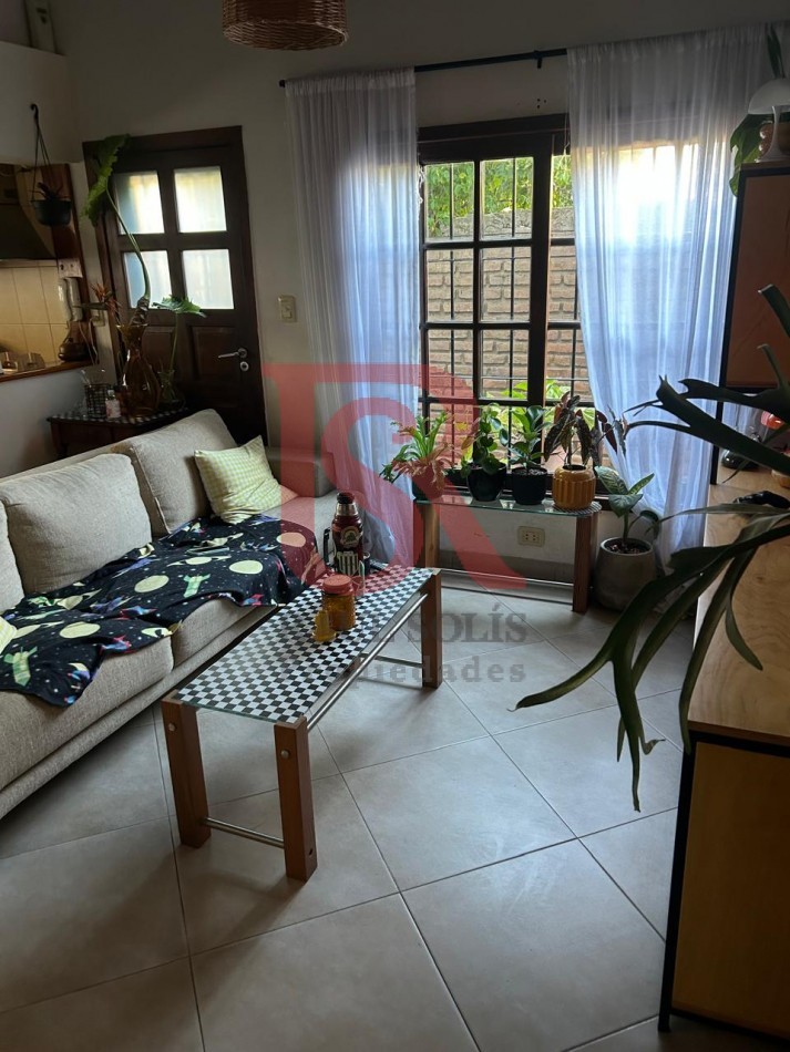 LG, Esplendida casa con 3 dormitorios, muy buena ubicacion