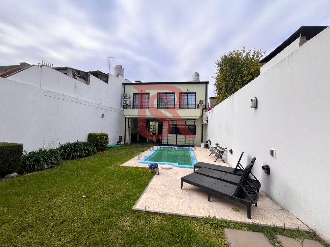 DN - Hermosa casa de 7 ambientes totalmente reciclada a nuevo en venta en Quilmes O