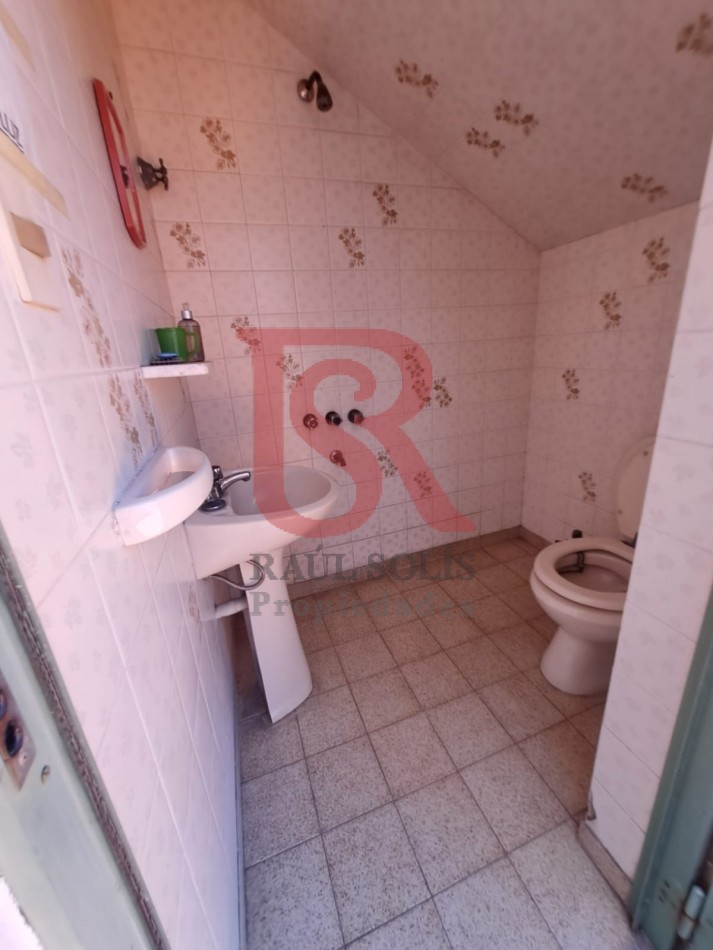 GZ- Imponente Casa en Esquina 