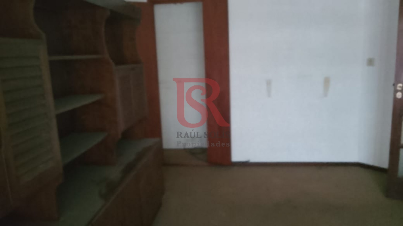 LP - Venta hermosa casa estilo tradicional de 5 ambientes en Barrio Parque, Bernal