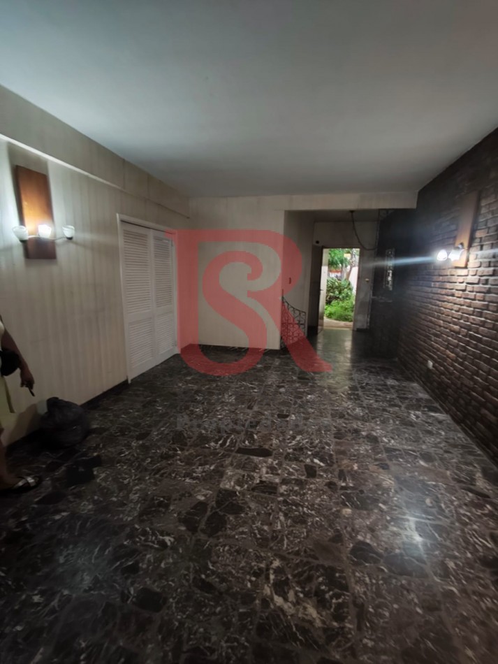 LP - ALQUILER! Hermosa casa 4 ambientes con patio y horno de barro en Don Bosco