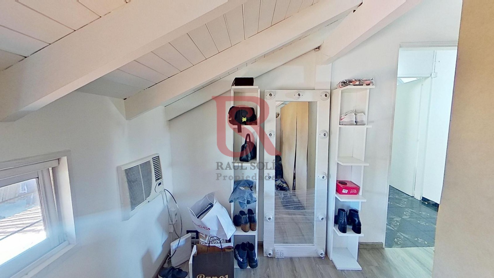 AM. Casa tres ambientes en Venta Quilmes Oeste 