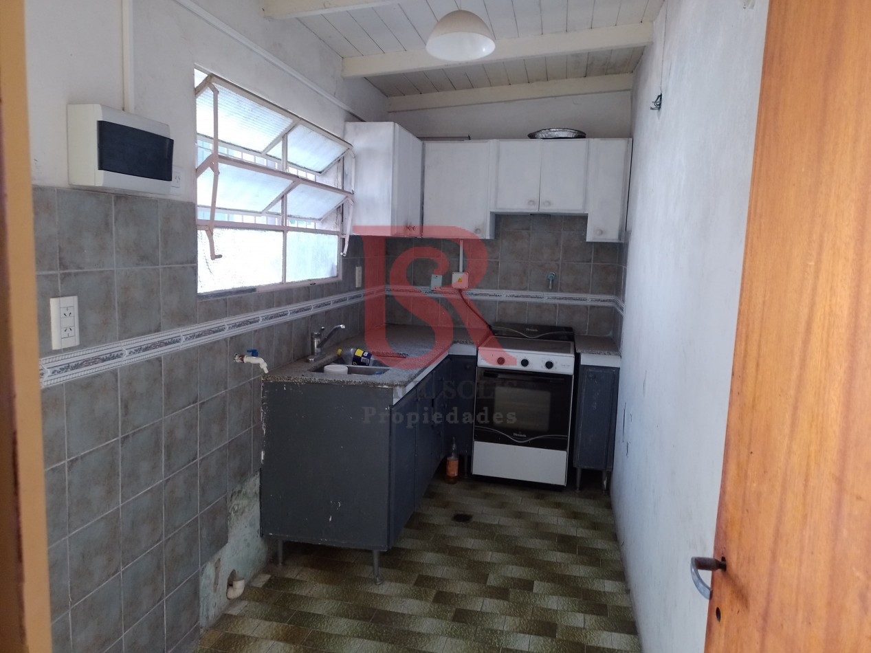 FV Departamento 3 ambientes con patio ubicado en el centro de Quilmes sin expensas