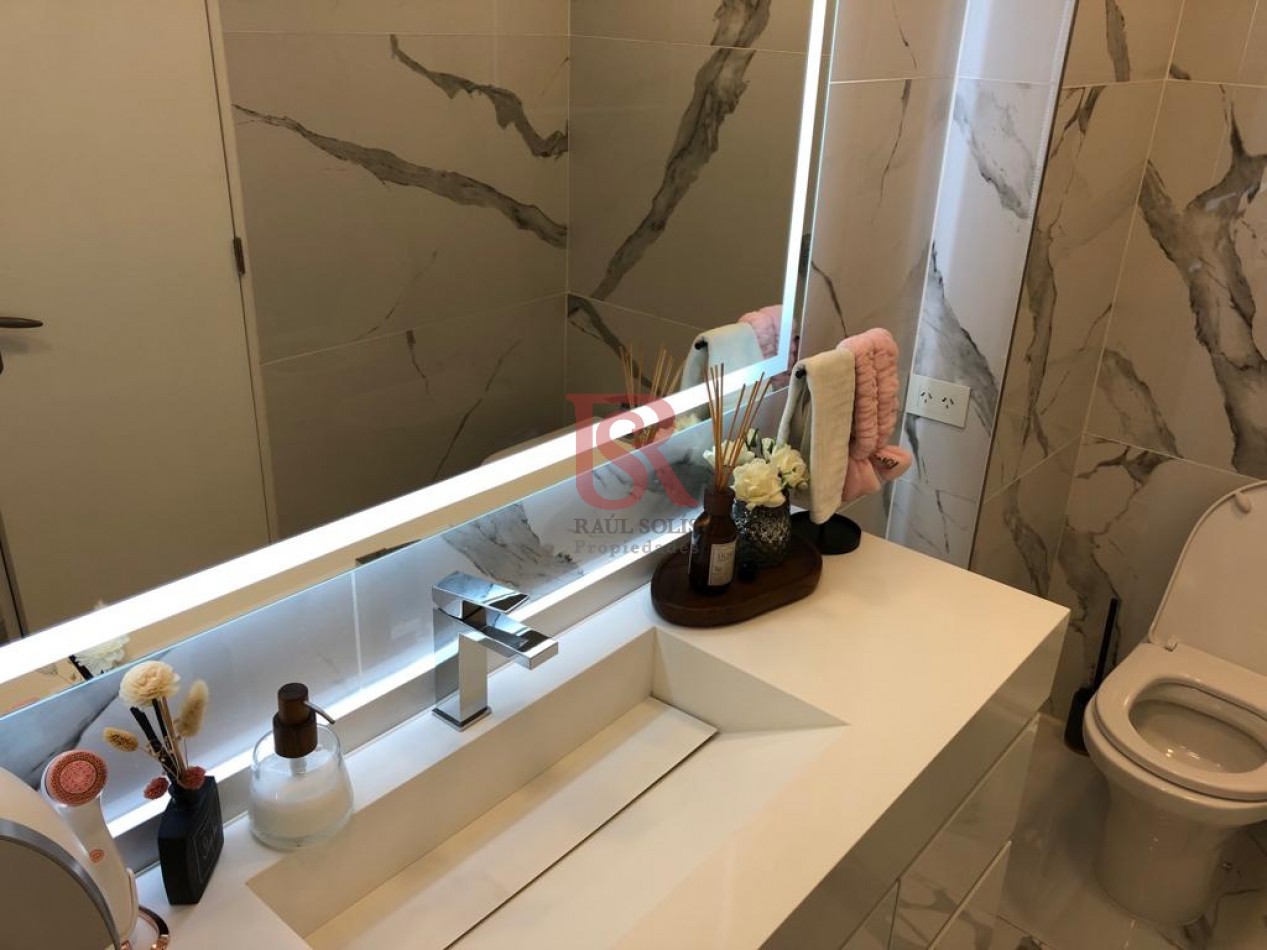 Departamento 4 Ambientes Venta Edificio Brisas Puerto Madero con Cochera