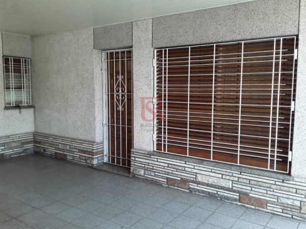 Grandiosa propiedad en Bernal