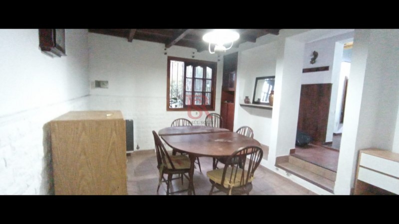 VENTA DE CASA 4 AMBIENTES CON GARAGE EN QUILMES