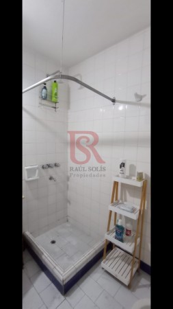 VENTA DE CASA 4 AMBIENTES CON GARAGE EN QUILMES