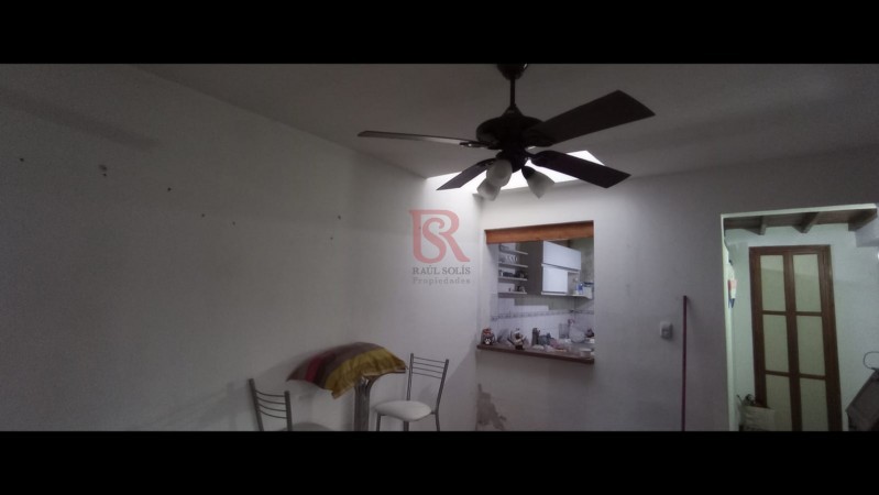 VENTA DE CASA 4 AMBIENTES CON GARAGE EN QUILMES