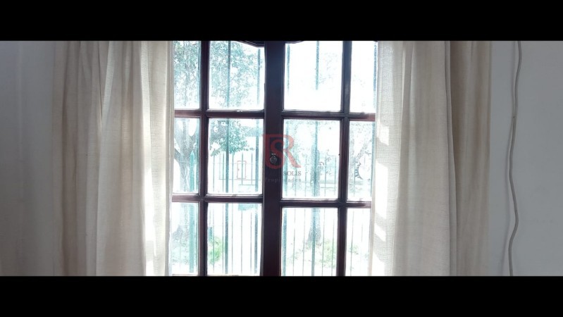 VENTA DE CASA 4 AMBIENTES CON GARAGE EN QUILMES