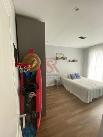 B° LOS TRONCOS CASA 4 DORMITORIOS