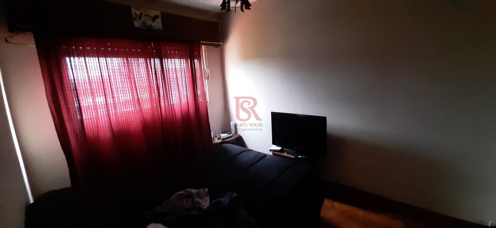 Lote en venta con tres edificaciones en Quilmes Oeste