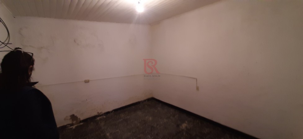 Lote en venta con tres edificaciones en Quilmes Oeste