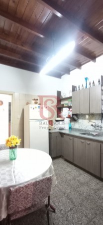 VENTA DE CASA 6 AMB COCHERA Y NEGOCIO