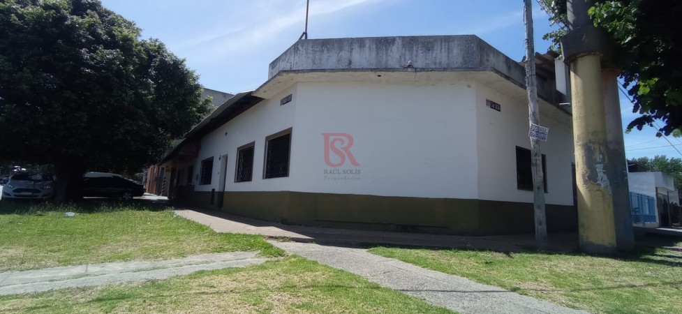VENTA DE CASA 6 AMB COCHERA Y NEGOCIO