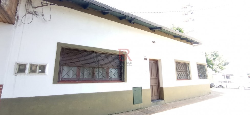 VENTA DE CASA 6 AMB COCHERA Y NEGOCIO