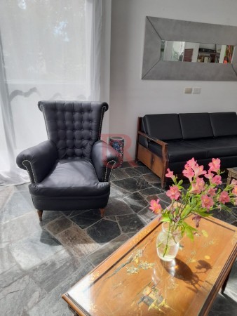 CASA en Venta en Abril Club De Campo