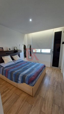 Venta departamento moderno 2 ambientes con cochera cubierta