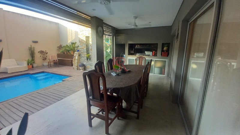 DN - Excelente casa en alquiler  en Quilmes residencial!!