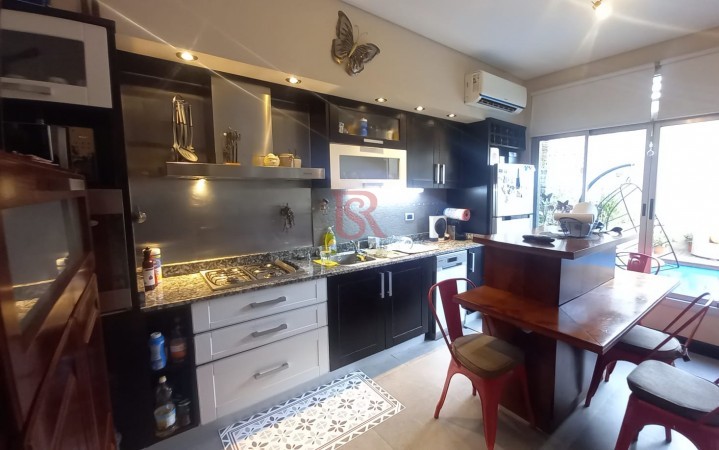 DN - Excelente casa en alquiler  en Quilmes residencial!!