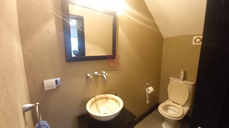 DN - Excelente casa en alquiler  en Quilmes residencial!!