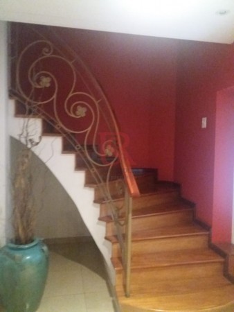 Impecable Casa en Venta en Barrio Club Alemán