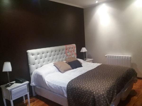 Impecable Casa en Venta en Barrio Club Alemán