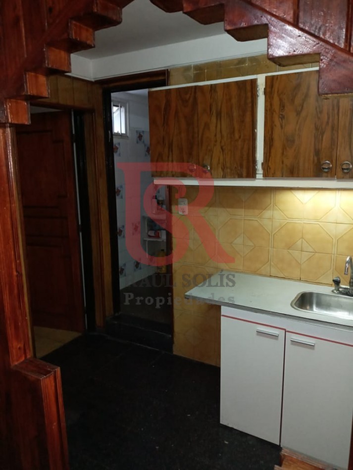 LP - Venta departamento 4 ambientes en Solano