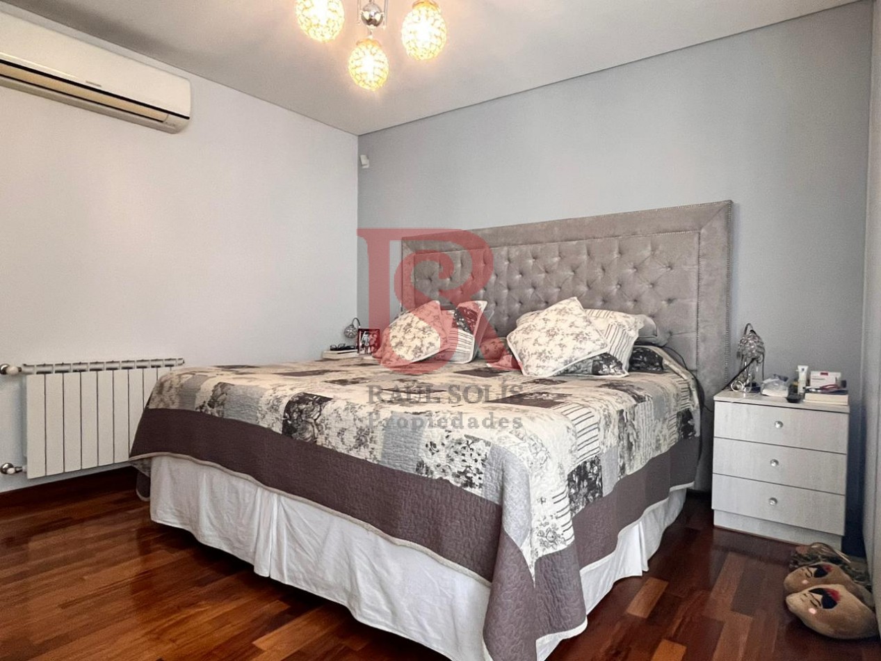 DN - Hermosa casa de 7 ambientes totalmente reciclada a nuevo en venta en Quilmes O