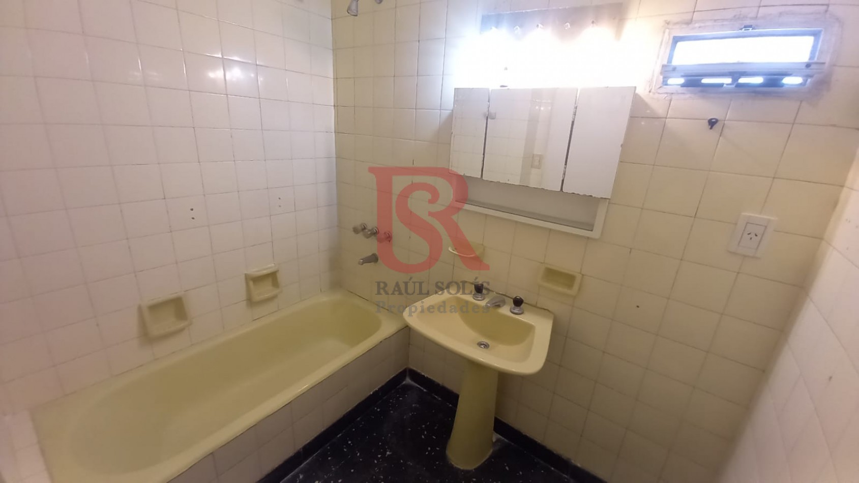 DN - Departamento 2 ambientes en alquiler y venta, Quilmes Centro!!