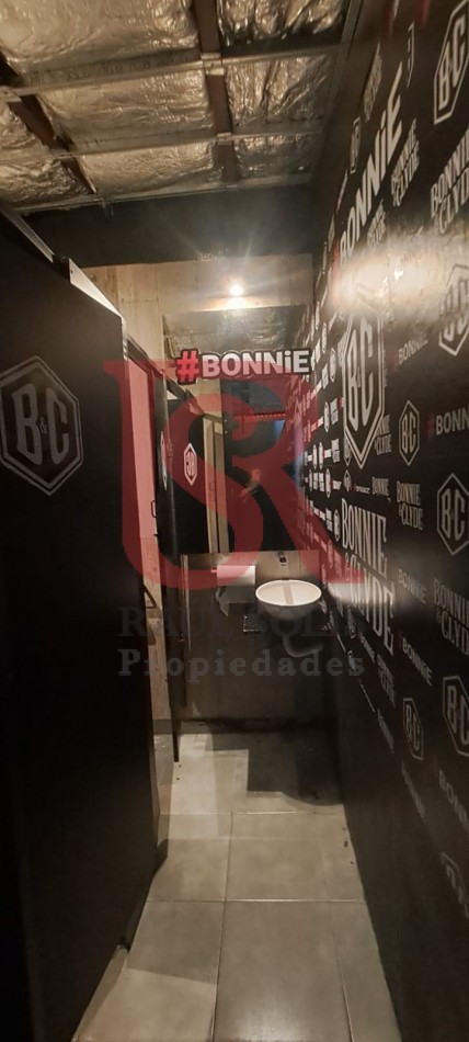 GZ - Local /Bailable/Galgon /Bar/Restaurant  Salon multiples Usos Excelente Ubicacion!!!!