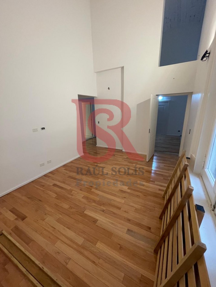 LP - VENTA! Hermoso departamento 3 ambientes en San Telmo