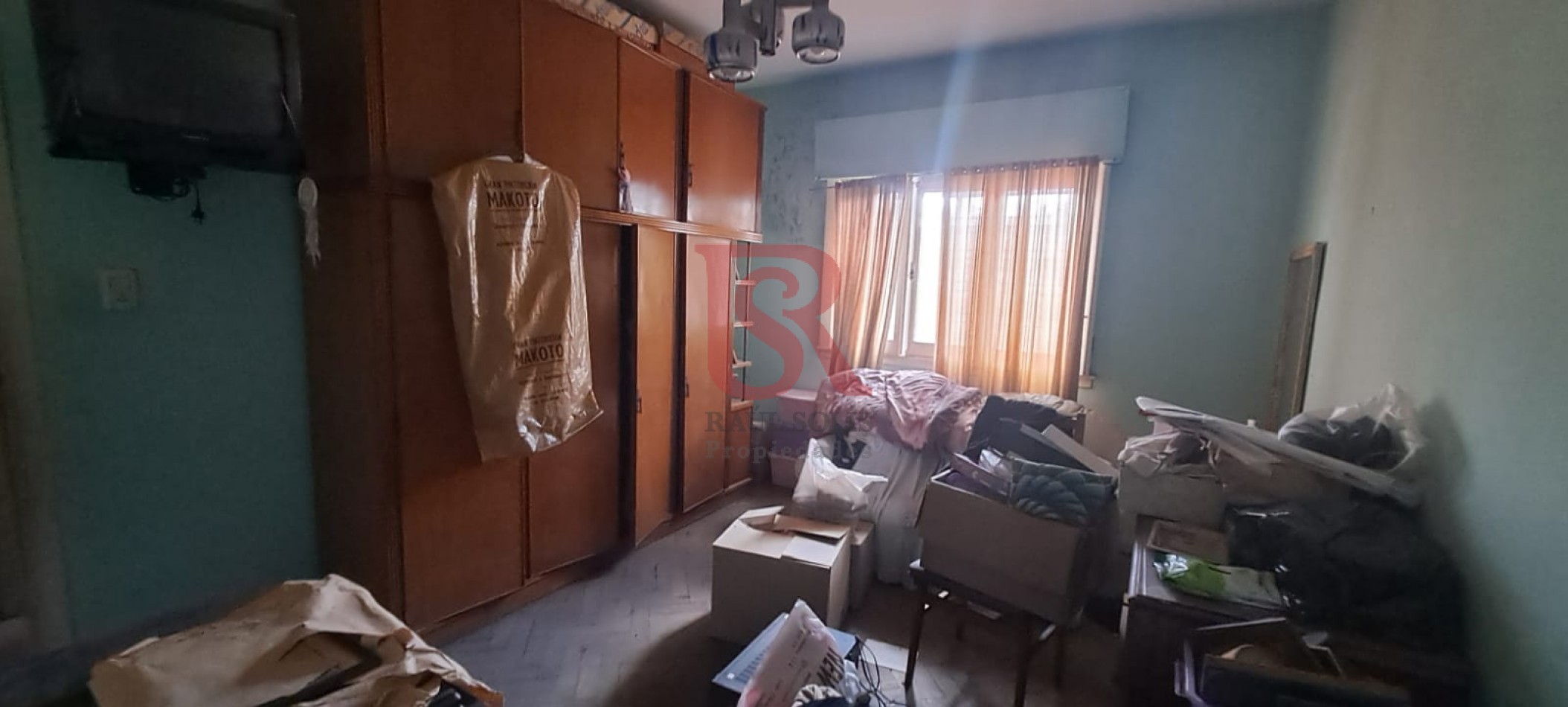 GZ - Casa espaciosa tres ambientes Quilmes Oeste Centro! Apta vivienda o uso profesional