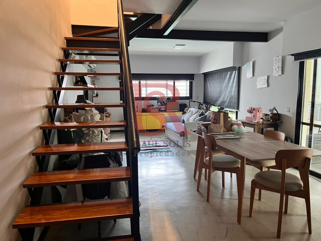 DN - Hermosa casa de 7 ambientes totalmente reciclada a nuevo en venta en Quilmes O
