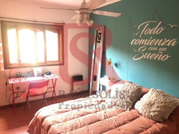 AM- EXCELENTE CASA en VENTA - QUILMES