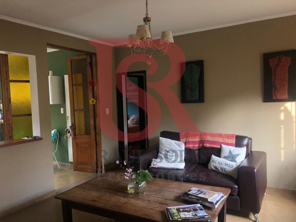 AM- EXCELENTE CASA en VENTA - QUILMES