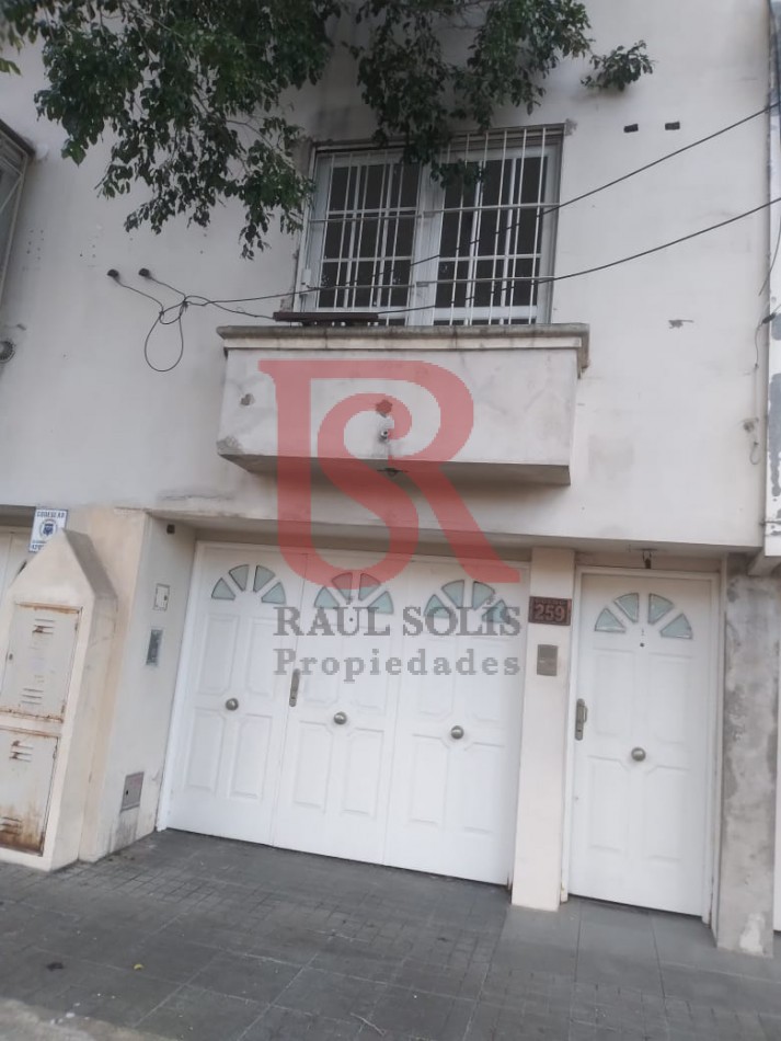 FV Triplex residencial en bernal 