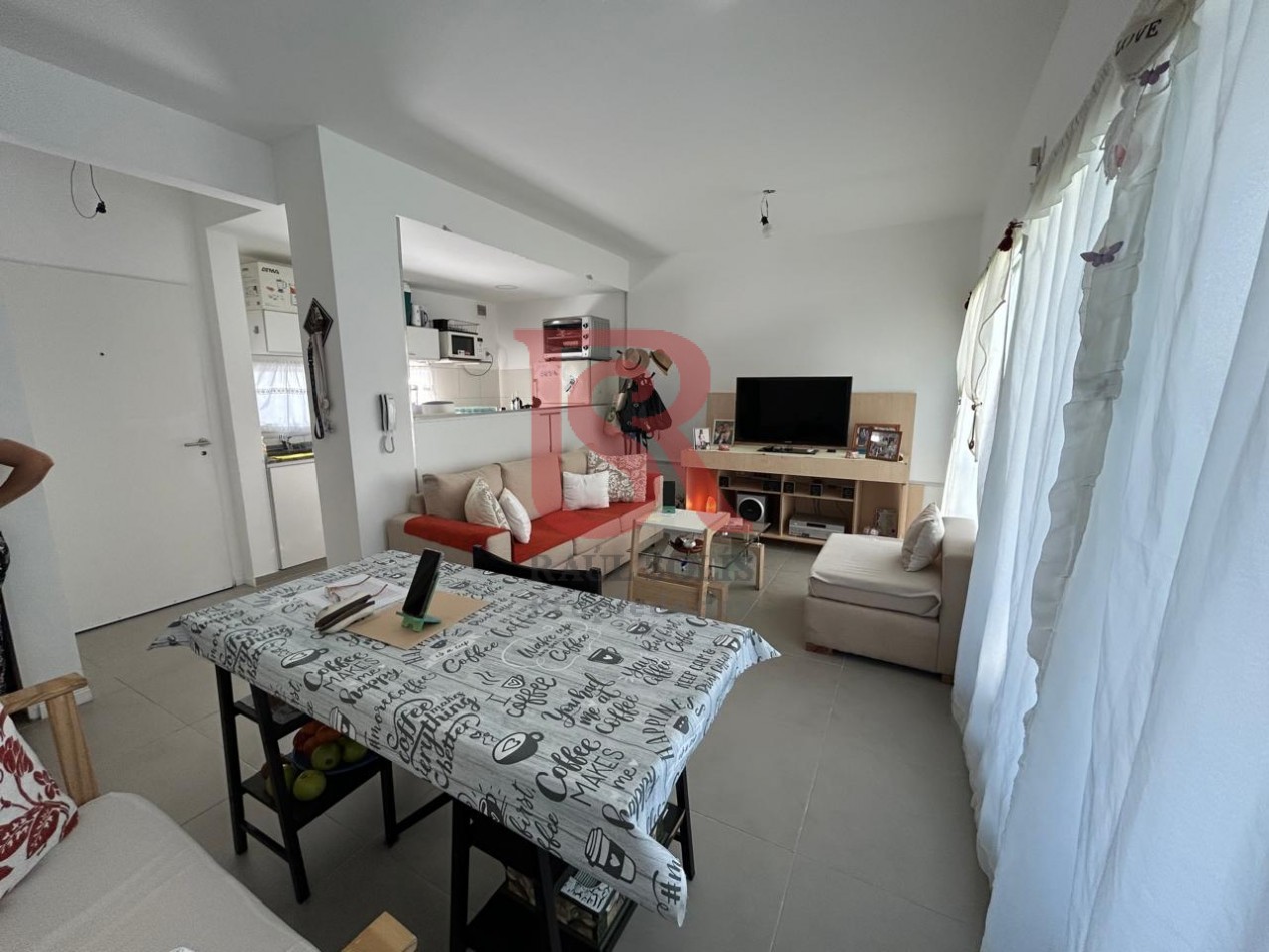 LG venta departamento 2 ambientes OPORTUNIDAD