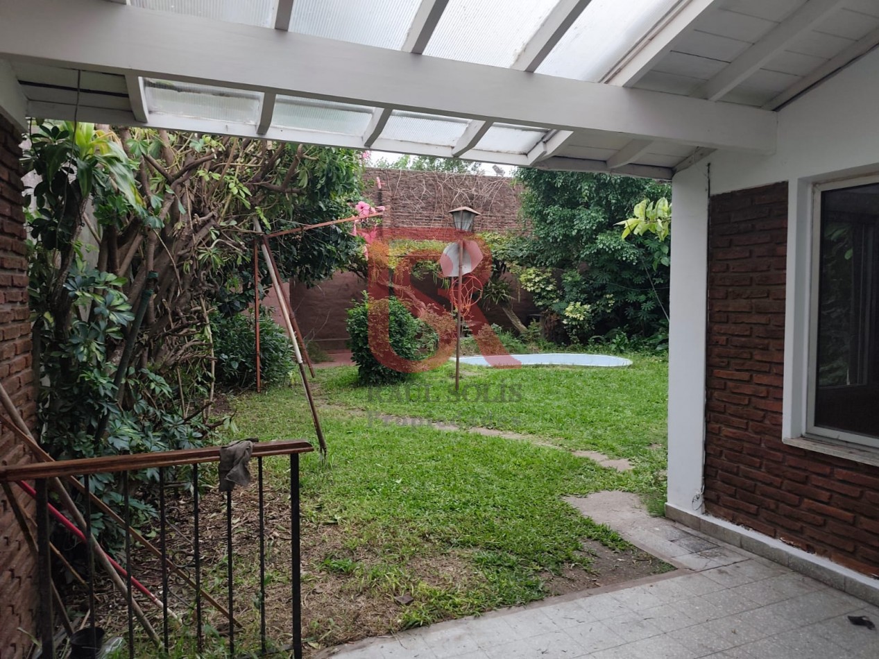 LP - ALQUILER! Hermosa casa 4 ambientes con patio y horno de barro en Don Bosco