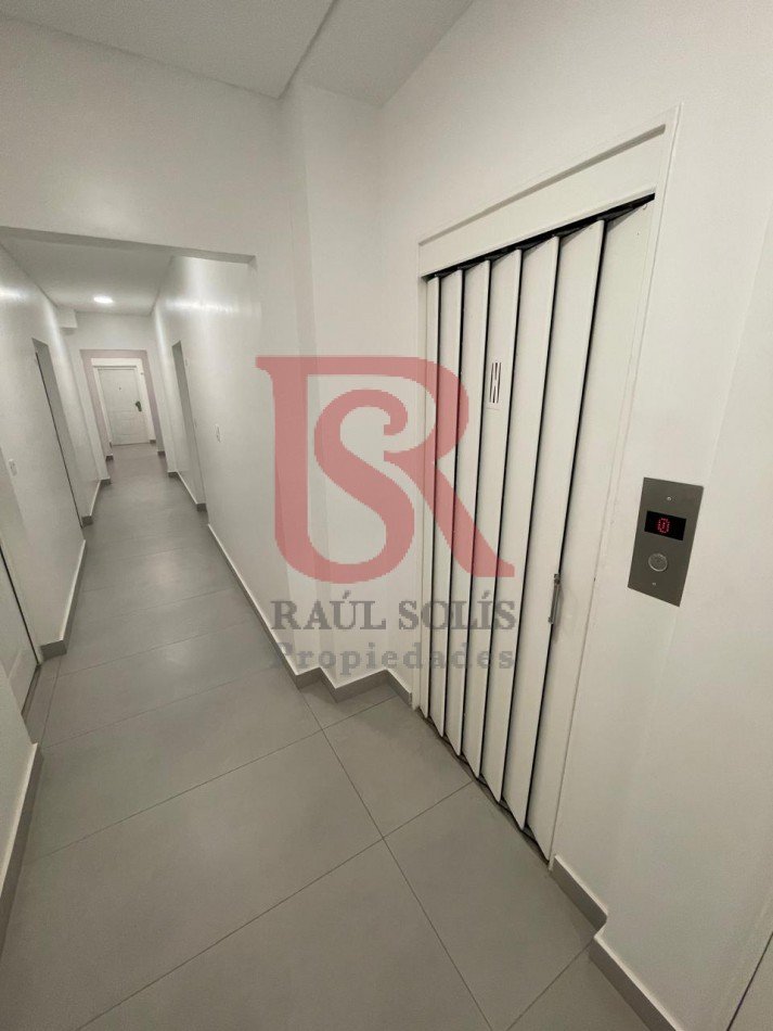 LP - VENTA! Hermoso departamento 3 ambientes en San Telmo